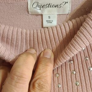 Questions Brand Pink Women's Sweater Size S